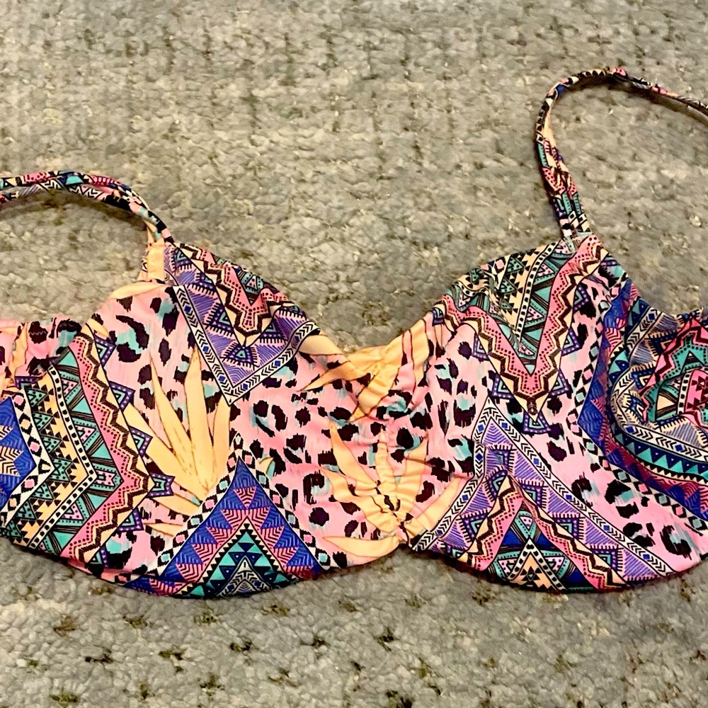 Freya Swim Top-34 cup size “I”